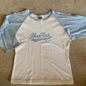 NWOT Hard Rock Cafe 3/4 length teeshirt